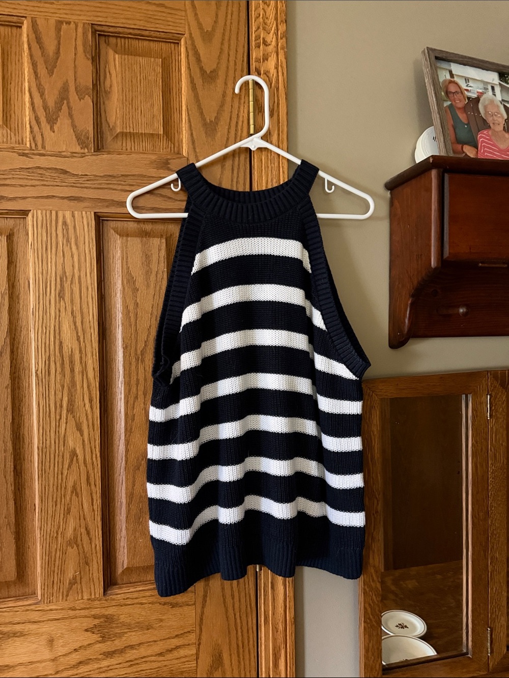 Old Navy Black and White Striped Sleeveless Knit Tank